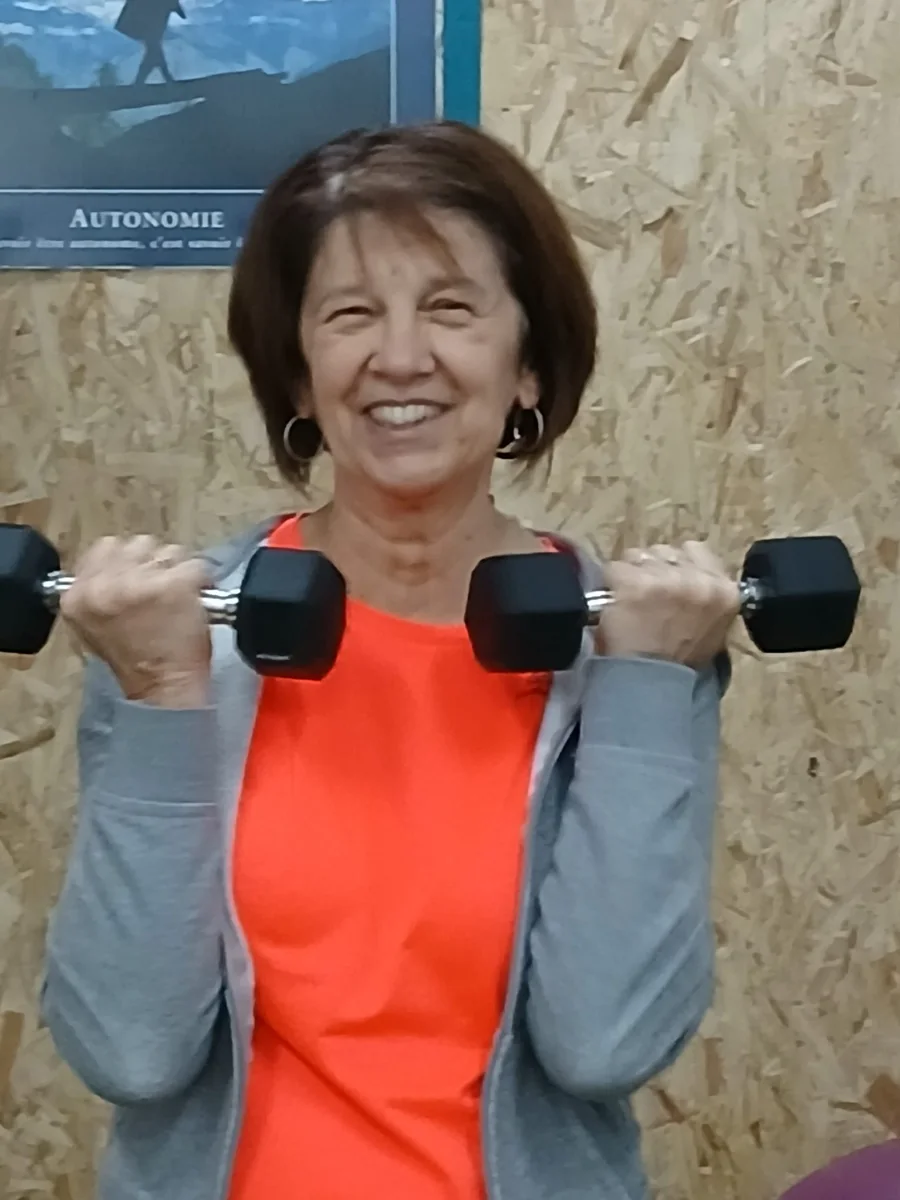 Séance de reprise d'activité physique personnalisée avec le sourire chez Gymouv'