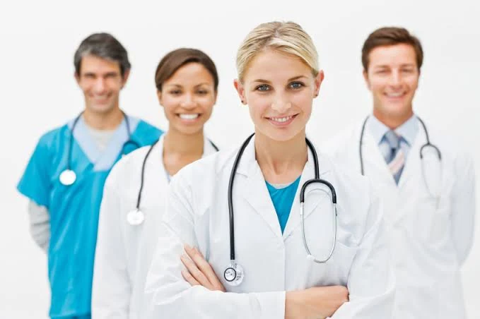 Équipe médicale et soignante en coordination avec la Maison Sport-Santé Gymouv'